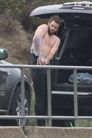 Liam Hemsworth Longsleeve T-shirt #3198071