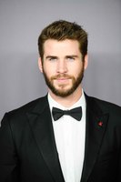 Liam Hemsworth Longsleeve T-shirt #3231870