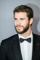 Liam Hemsworth Longsleeve T-shirt #3231872