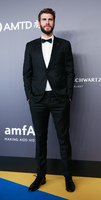 Liam Hemsworth Longsleeve T-shirt #3231875