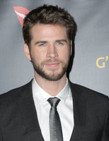 Liam Hemsworth Longsleeve T-shirt #3796940