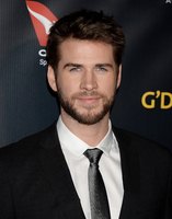 Liam Hemsworth mug #G2414213