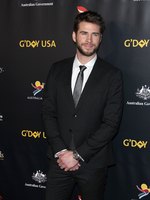 Liam Hemsworth mug #G2414221