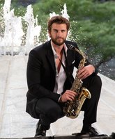 Liam Hemsworth tote bag #G2414259