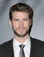 Liam Hemsworth Longsleeve T-shirt #3797018