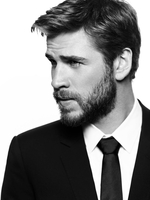 Liam Hemsworth Longsleeve T-shirt #3822362