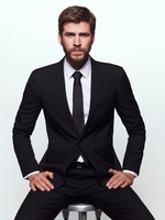 Liam Hemsworth Longsleeve T-shirt #3822370