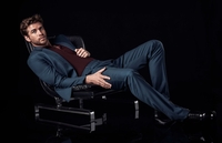 Liam Hemsworth Longsleeve T-shirt #3822396