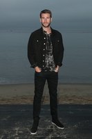 Liam Hemsworth mug #G2482717