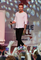 Liam Payne Longsleeve T-shirt #2795571