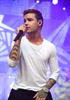 Liam Payne Longsleeve T-shirt #2795619