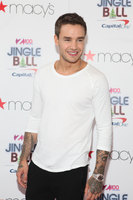 Liam Payne Longsleeve T-shirt #2795651