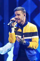 Liam Payne Longsleeve T-shirt #2909891
