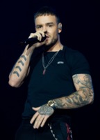 Liam Payne Longsleeve T-shirt #3915609