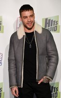 Liam Payne Longsleeve T-shirt #3915650