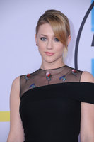 Lili Reinhart Sweatshirt #2860376