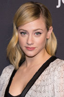 Lili Reinhart t-shirt #3233979