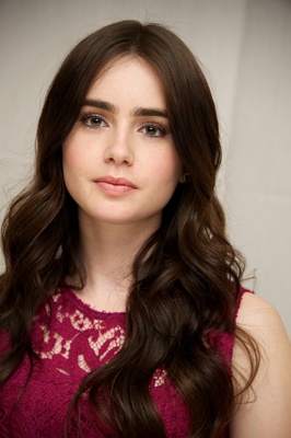 Lily Collins puzzle 2240376