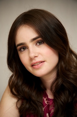 Lily Collins Poster 2240377