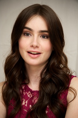 Lily Collins Poster 2240382