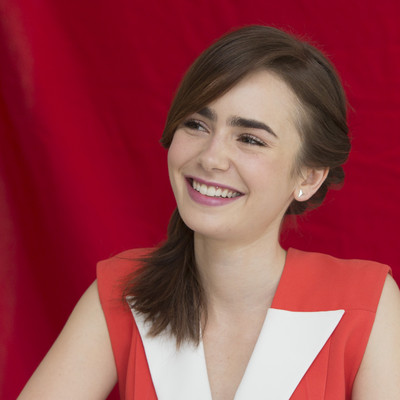 Lily Collins stickers 2362184