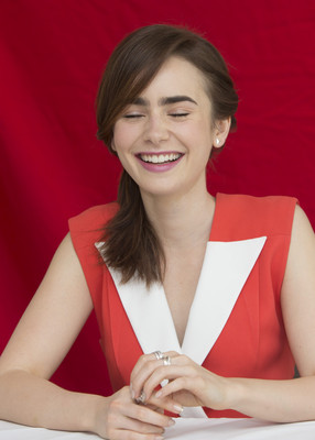 Lily Collins Poster 2362211