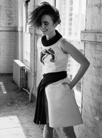Lily Collins Longsleeve T-shirt #2436127
