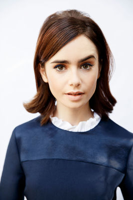 Lily Collins Poster 2675177