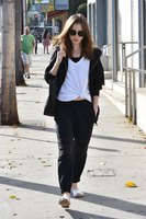 Lily Collins Sweatshirt #2888858