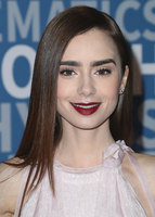 Lily Collins mug #G1130992