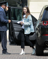 Lily Collins mug #G1557172