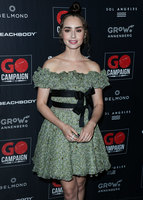 Lily Collins mug #G2407793