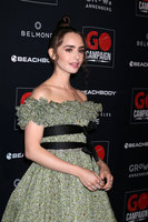 Lily Collins mug #G2407804