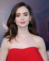 Lily Collins mug #G2408058