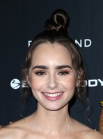Lily Collins Longsleeve T-shirt #3790821
