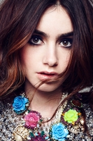 Lily Collins mug #G2433733