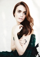 Lily Collins mug #G2433743