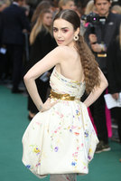 Lily Collins t-shirt #3829165