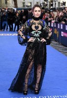 Lily Collins Longsleeve T-shirt #3829183