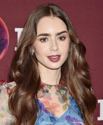 Lily Collins Poster 3858144