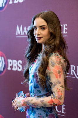 Lily Collins Poster 3858158