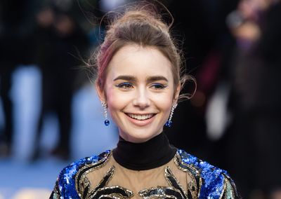 Lily Collins puzzle 3878064