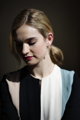 Lily James Poster 2475076