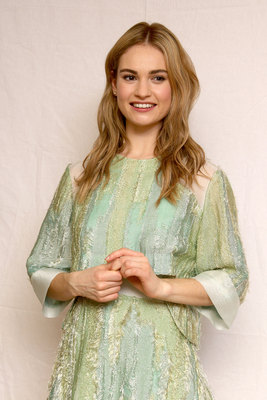 Lily James stickers 2475084