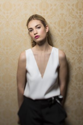 Lily James stickers 2515666