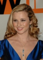 Linda Cardellini mug #G108399