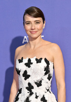 Linda Cardellini mug #G2355196