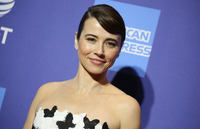Linda Cardellini mug #G2355260