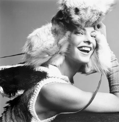 Linda Evangelista posters