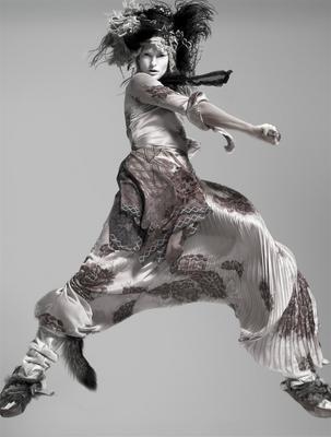 Linda Evangelista posters